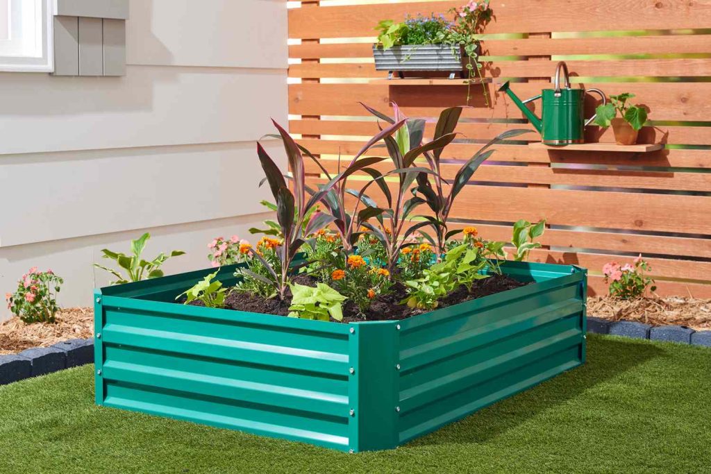 5 Best Raised Garden Beds in 2025