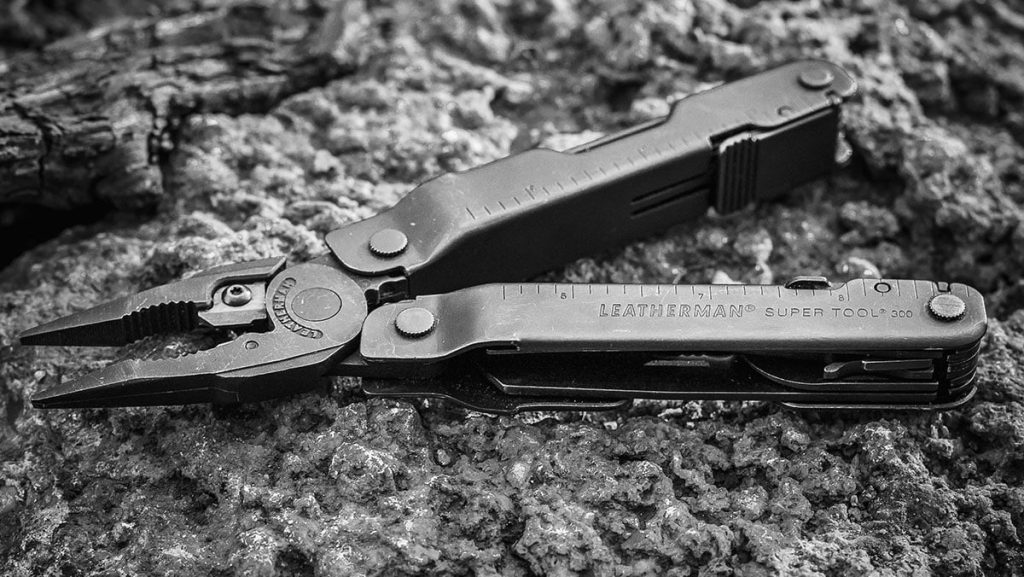 5 Best Multitools for Everyday Carry in 2025