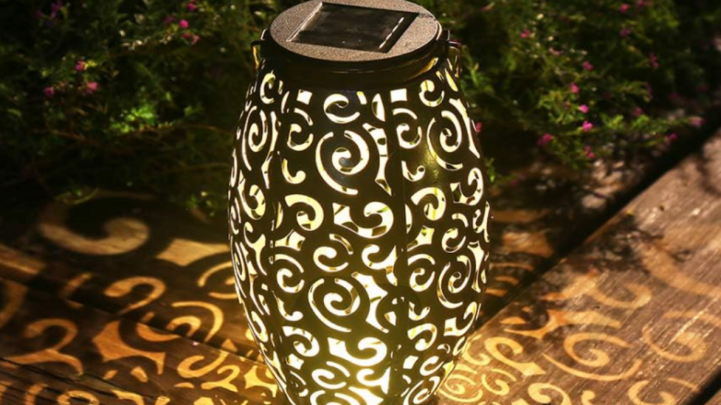 5 Best Outdoor Solar Lights in 2025