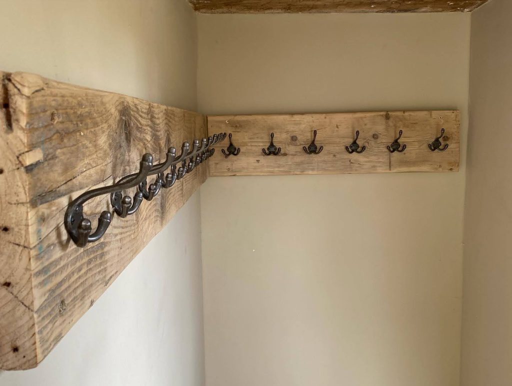 5 Best Wall Hooks for Coats in 2025