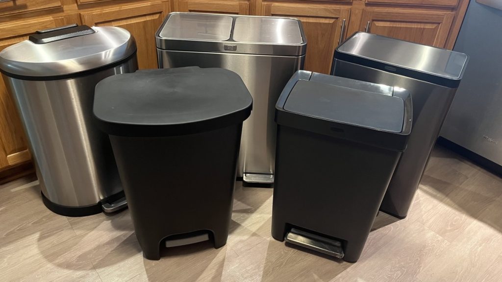 4 Best Trash Cans With Odor Control in 2025