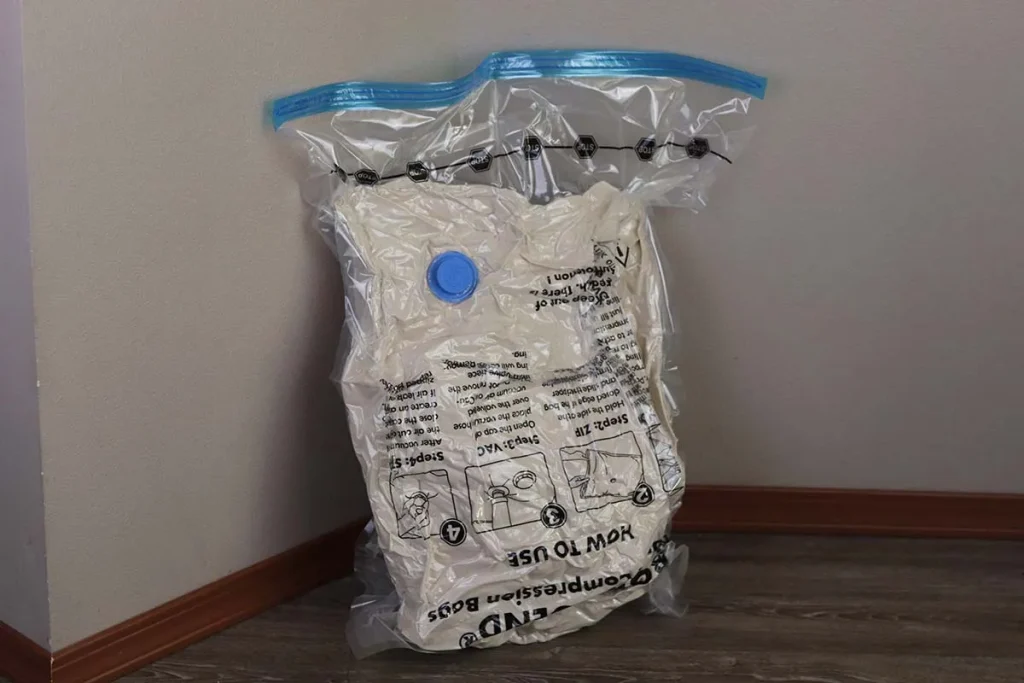 5 Best Vacuum Storage Bags in 2025