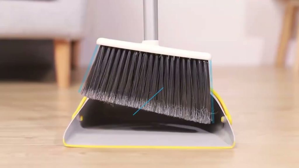 5 Best Broom And Dustpan Sets in 2025