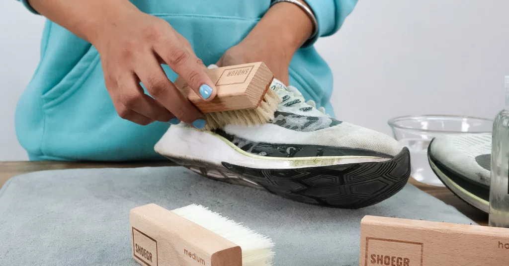 5 Best Shoe Cleaning Kits in 2025